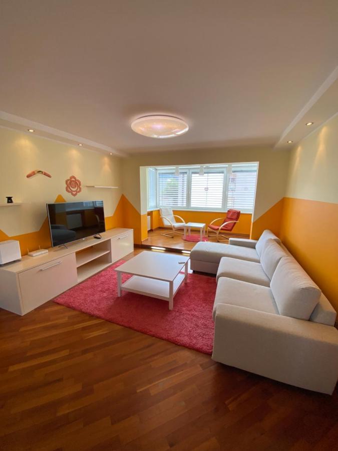 Apartma Berk Lägenhet Ljubljana Exteriör bild